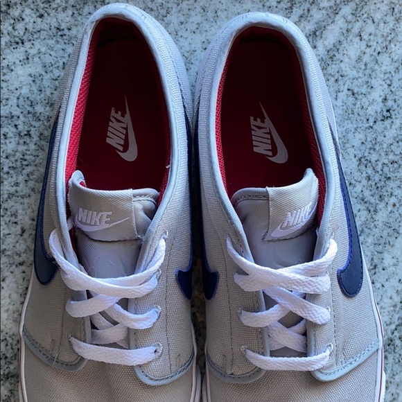 low top Nike skateboarding shoes - Picture 4 of 6